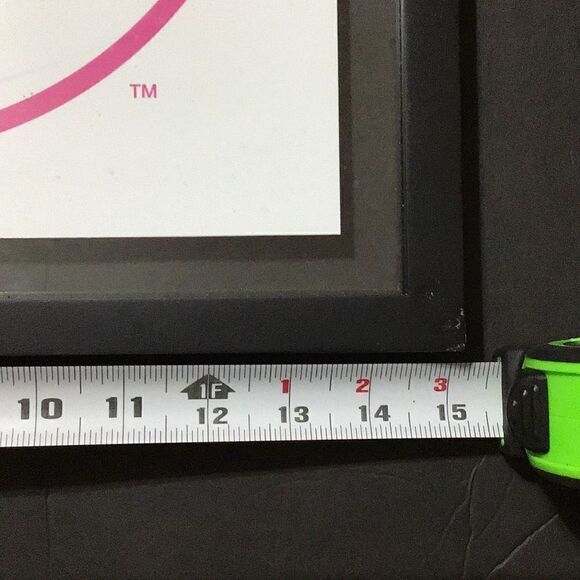 Barbie vintage 2008 framed Pink Barbie, silhouette, small nick in frame ￼ - Picture 2 of 4